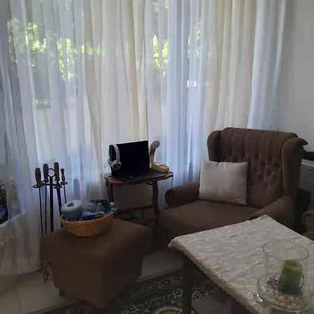 топи Villa